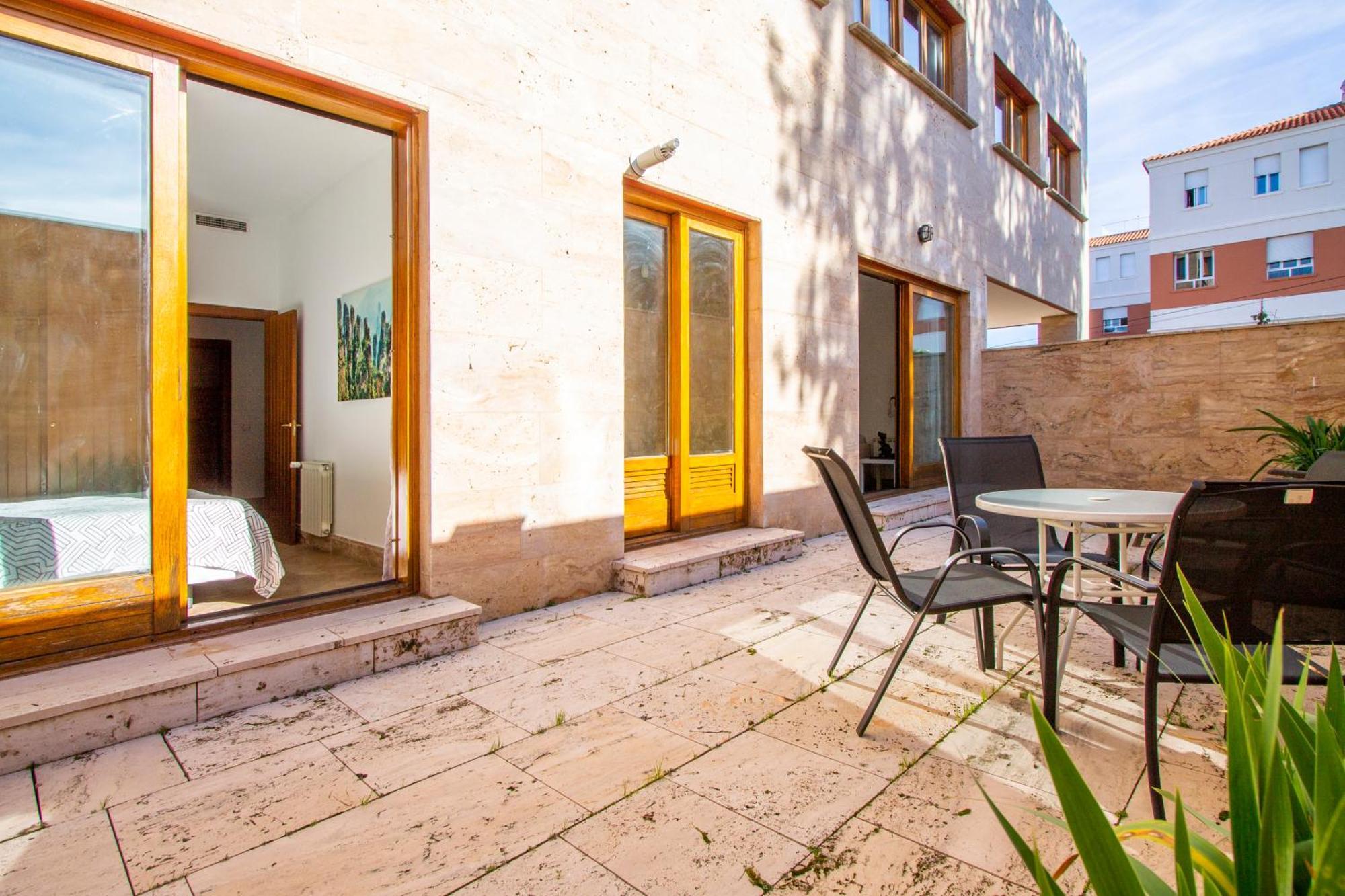 Apartamentos Villablino Arturo Soria Madrid Exteriör bild