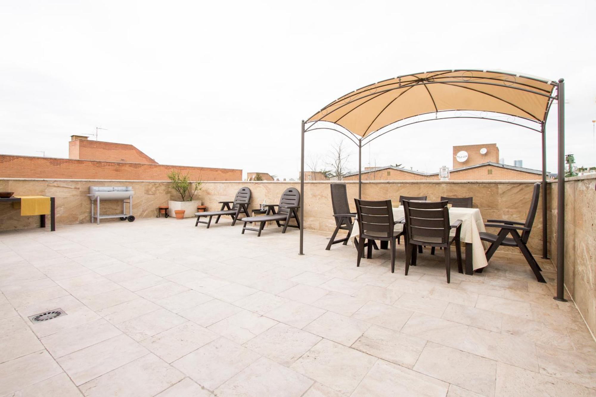 Apartamentos Villablino Arturo Soria Madrid Exteriör bild