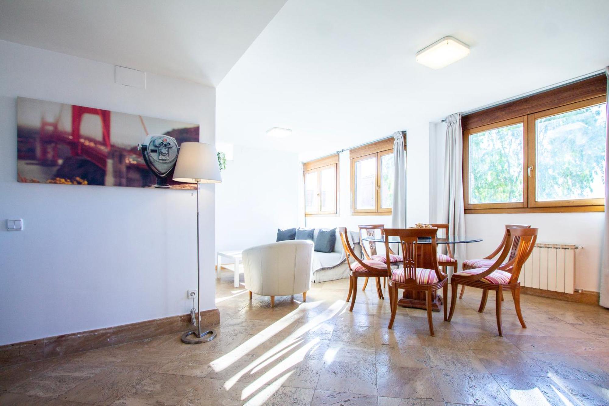 Apartamentos Villablino Arturo Soria Madrid Exteriör bild